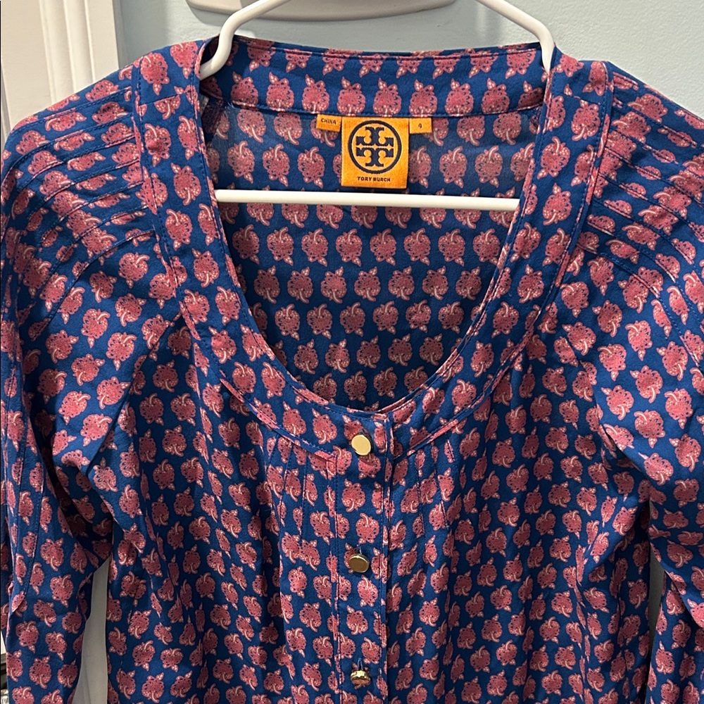 Tory Burch Womens Silk Floral Blouse in Blue and Pink with gold buttons